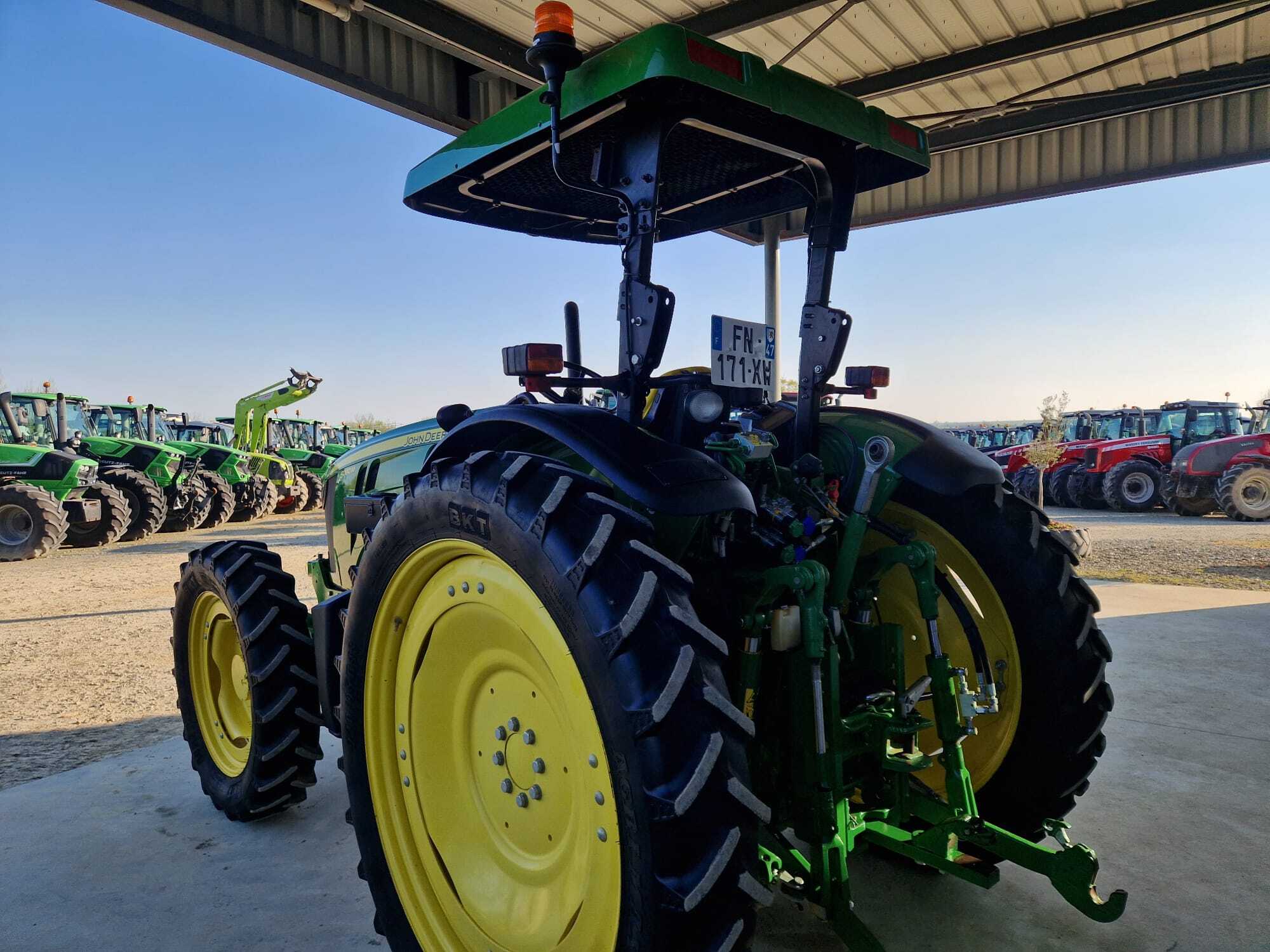 JOHN DEERE 5090M AUTOTRAC – Image 7