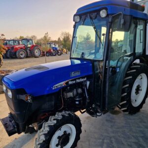 NEW HOLLAND TN75V