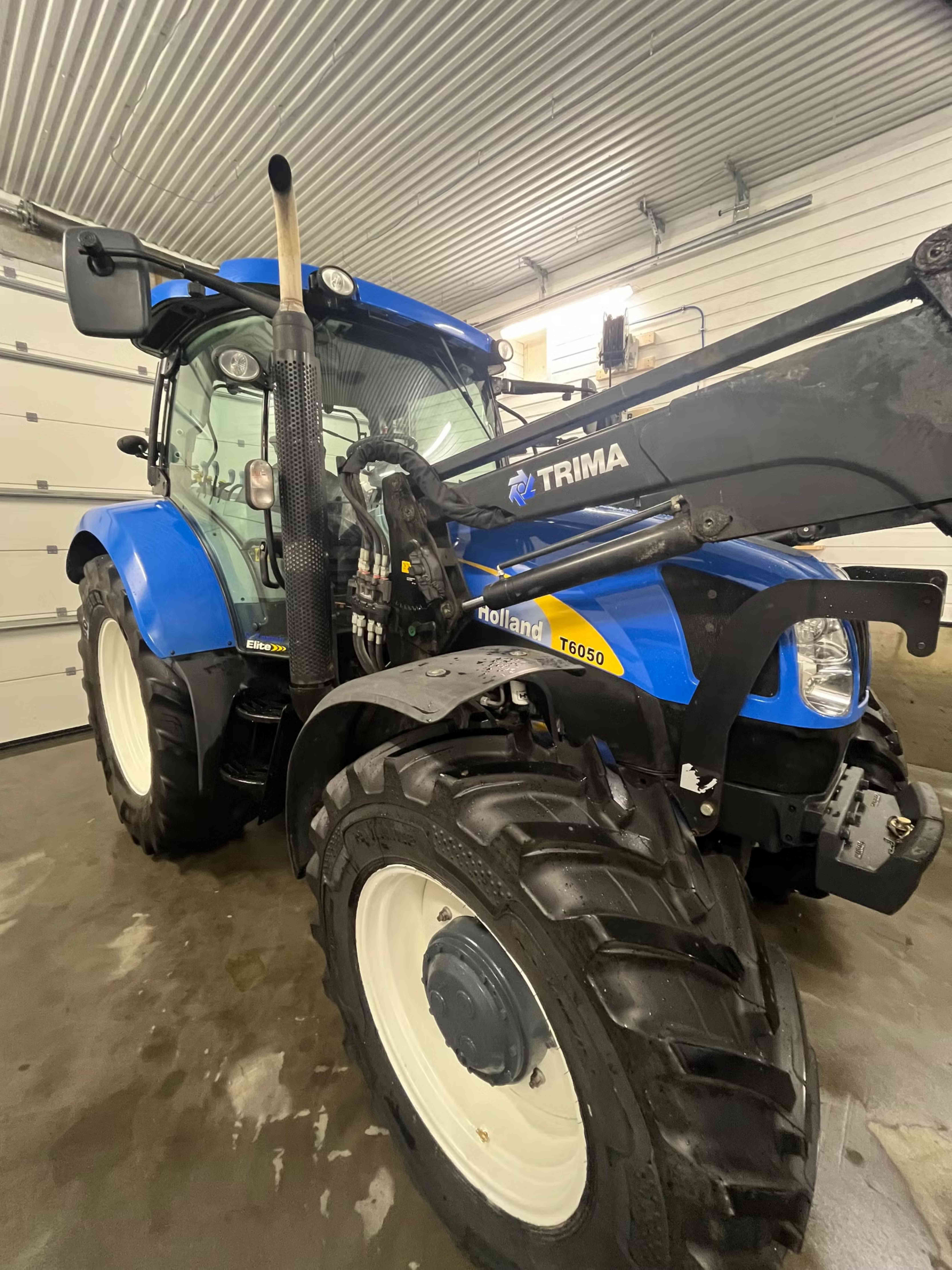 NEW HOLLAND T6050 Elite – Image 6